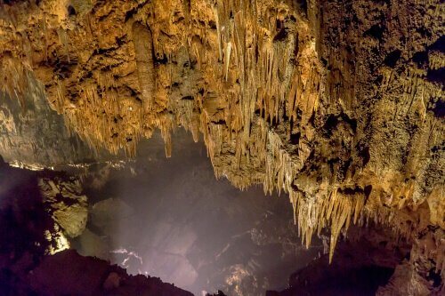 Caverna isolada